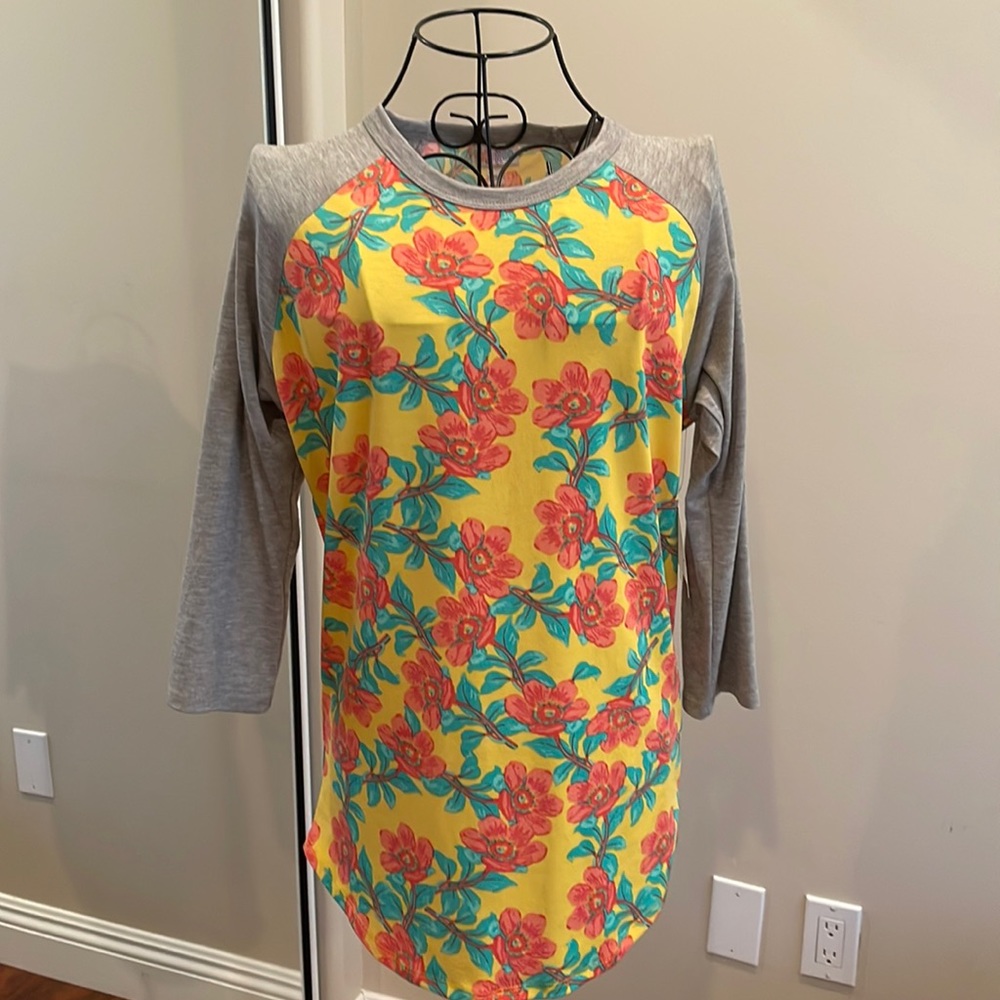 Lularoe Randy Tee size Small. New with tags.